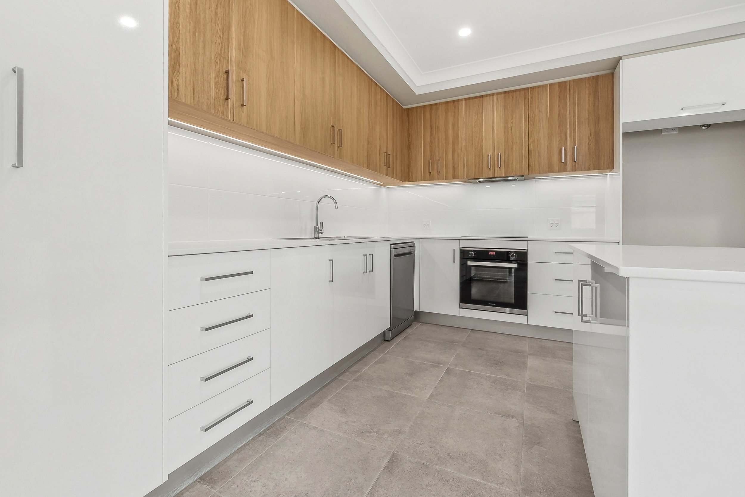 Ayla Court, Edmonton QLD 2 x Improved Liveability Villas in Quiet Edmonton — Home image 3