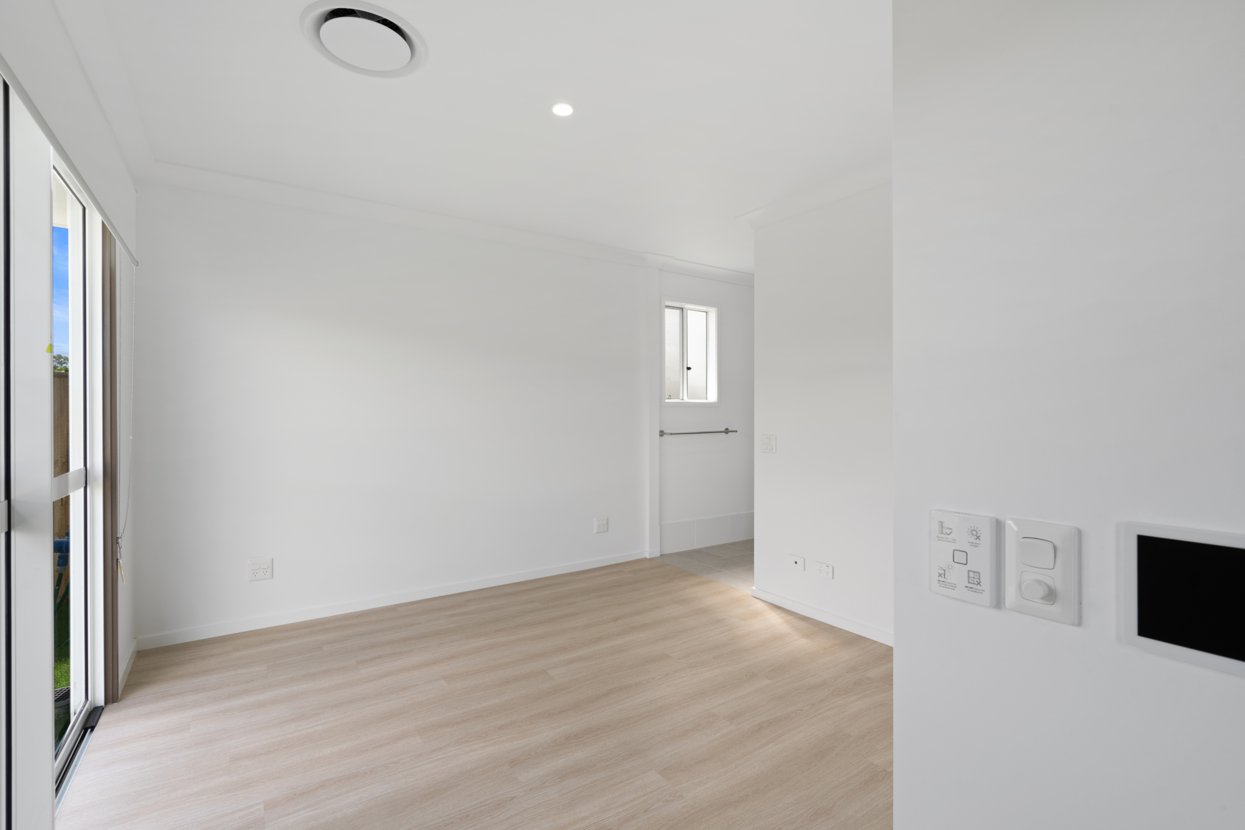 LOGAN VILLAGE QLD - IMPROVED LIVEABILITY HOUSE — Home image 5
