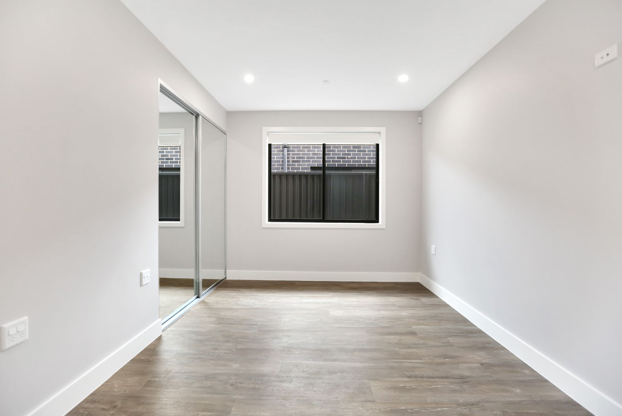 Sebright - Austral (SDA) — Home image 14