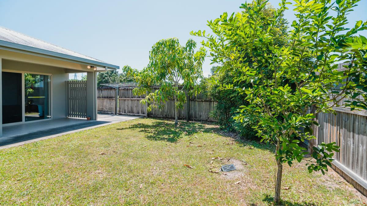 SIL home located in a quiet street close to Cairns — Home image 2