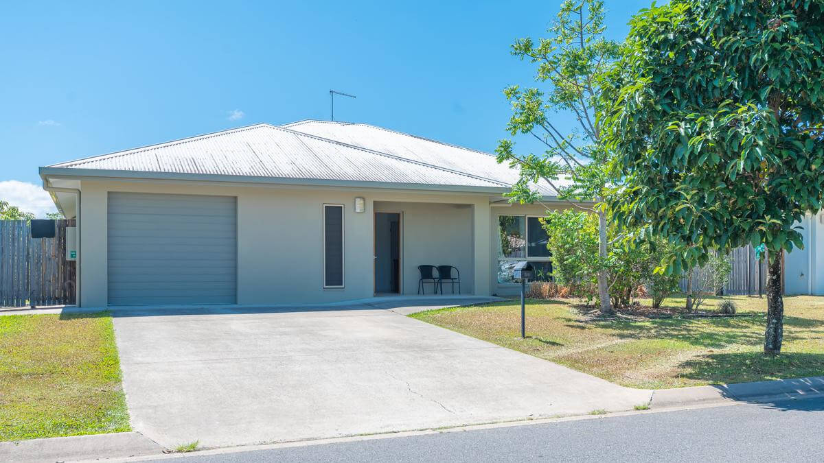 SIL home located in a quiet street close to Cairns — Home image 4