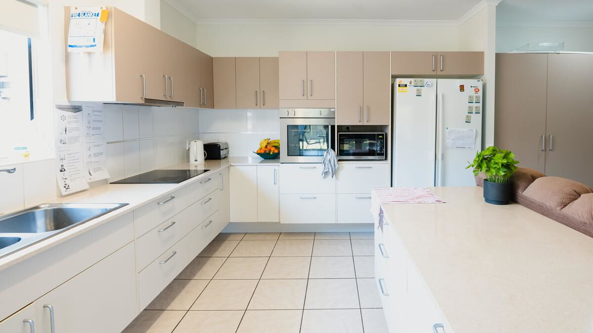 SIL home located in a quiet street close to Cairns — Home image 5