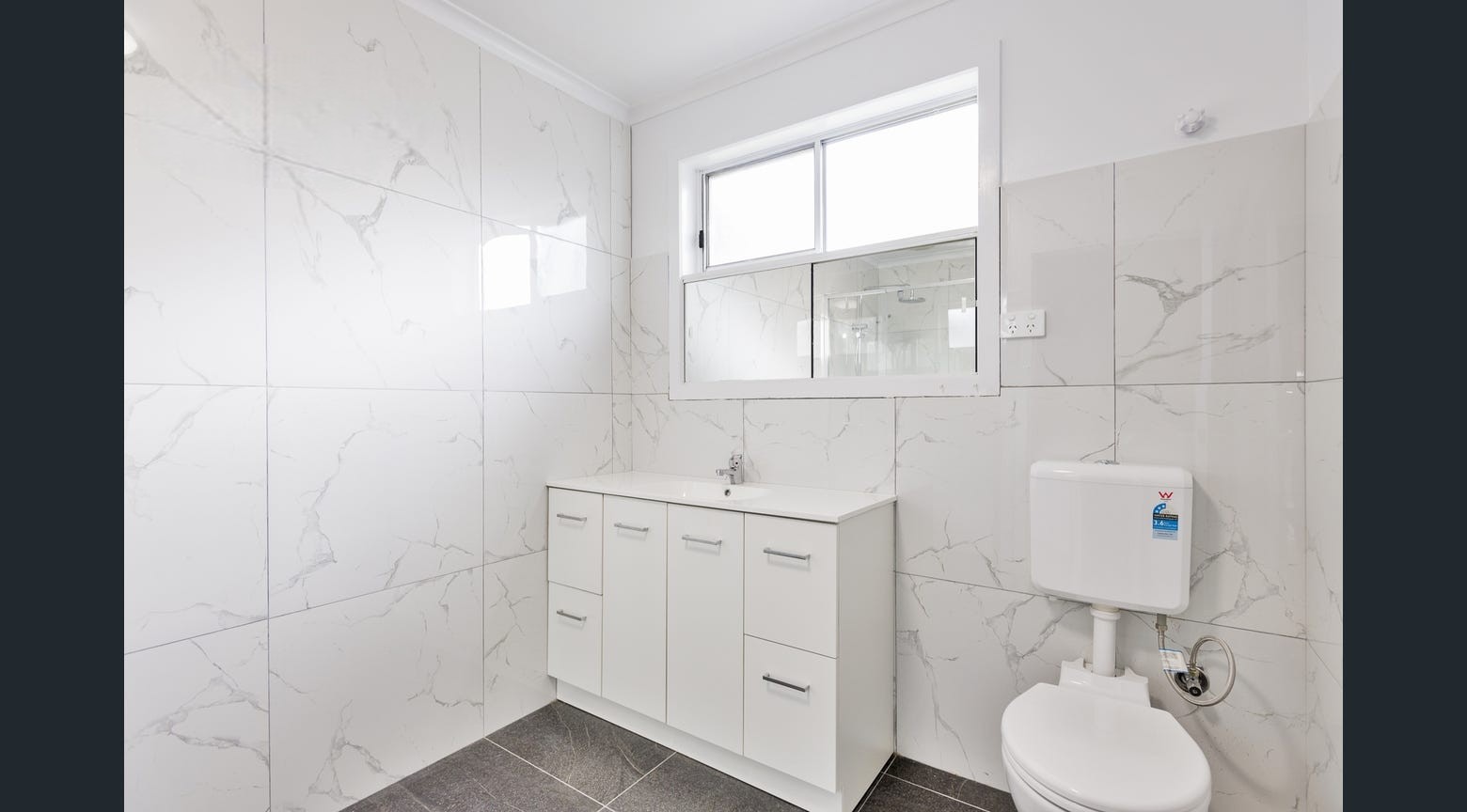 Vacancy in exceptional located house in Reservoir with wheel chair access — Home image 2