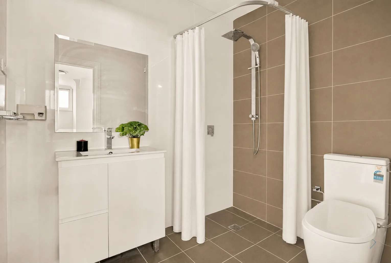 Comfortable Living in Wentworthville SIL Home — Home image 7