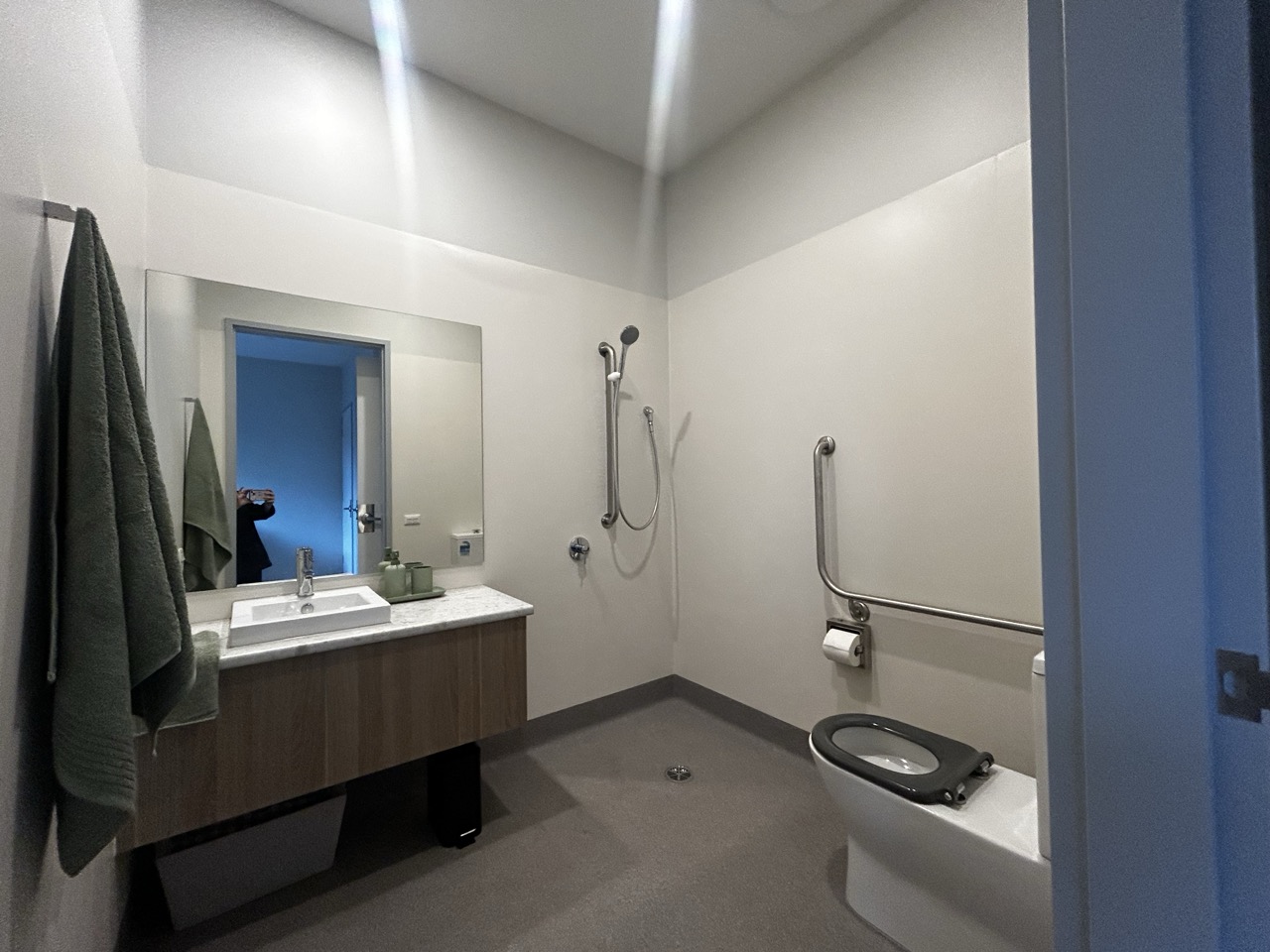 Michael seeking to share - New SDA Robust 2 Resident House — Home image 4