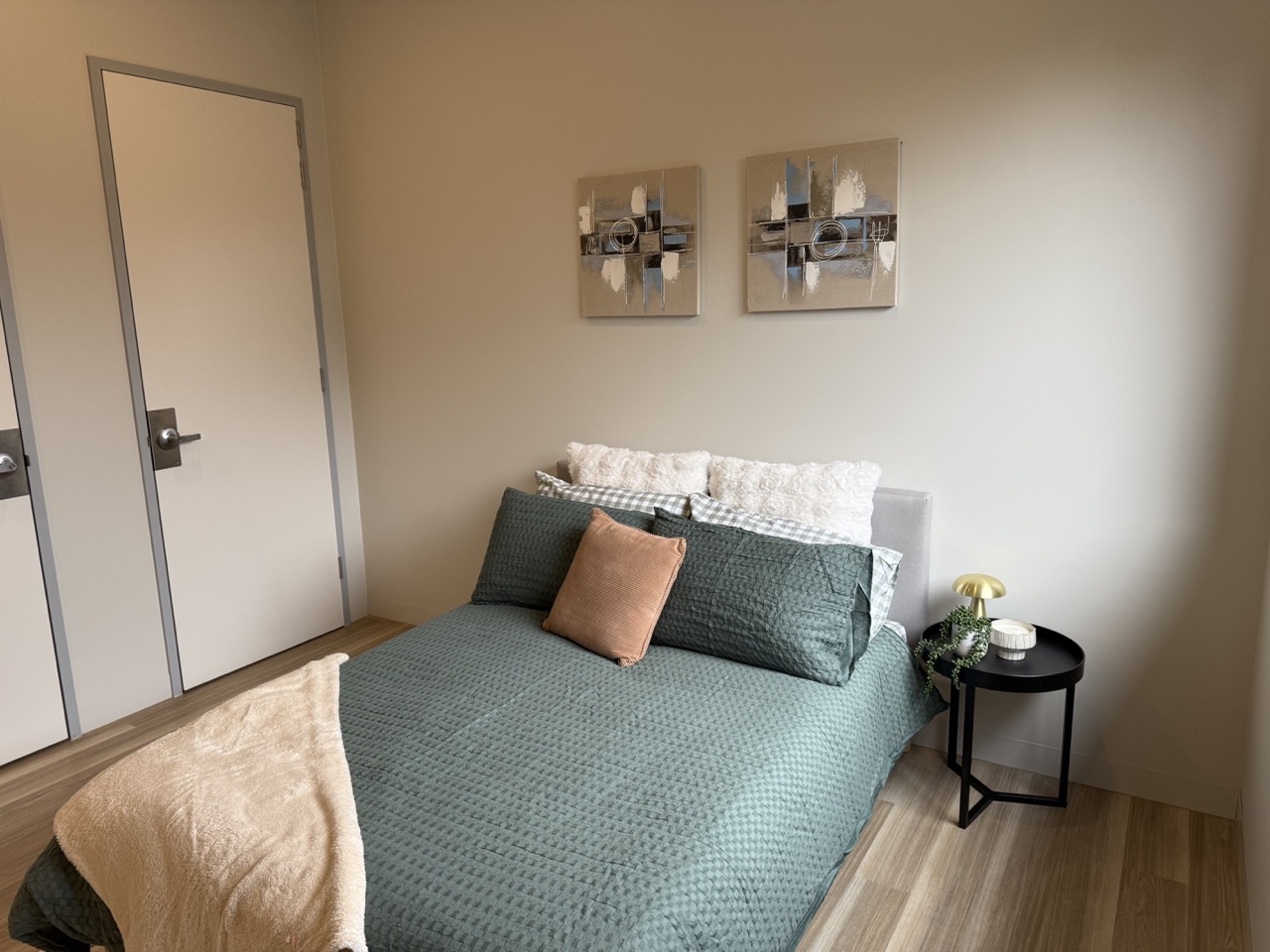 Michael seeking to share - New SDA Robust 2 Resident House — Home image 5
