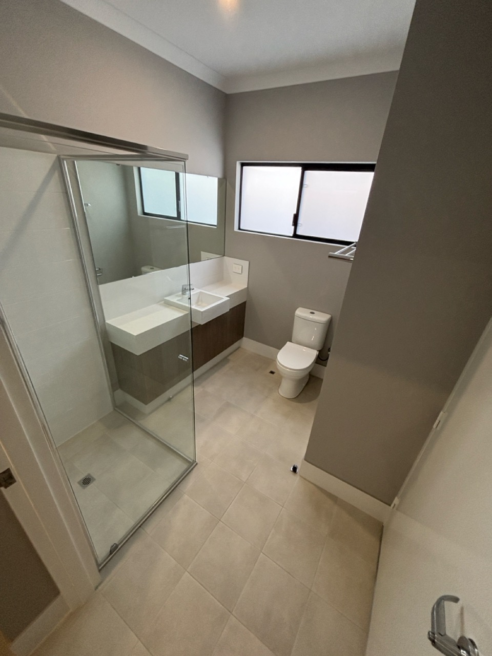 BRAND NEW Spacious 2 Resident (HPS) (SDA) House - Ashby — Home image 3
