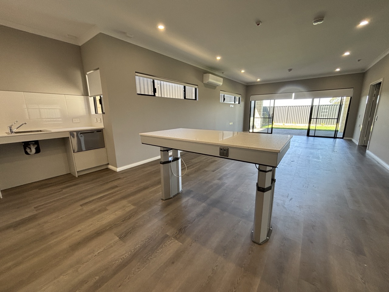BRAND NEW Spacious 2 Resident (HPS) (SDA) House - Ashby — Home image 8