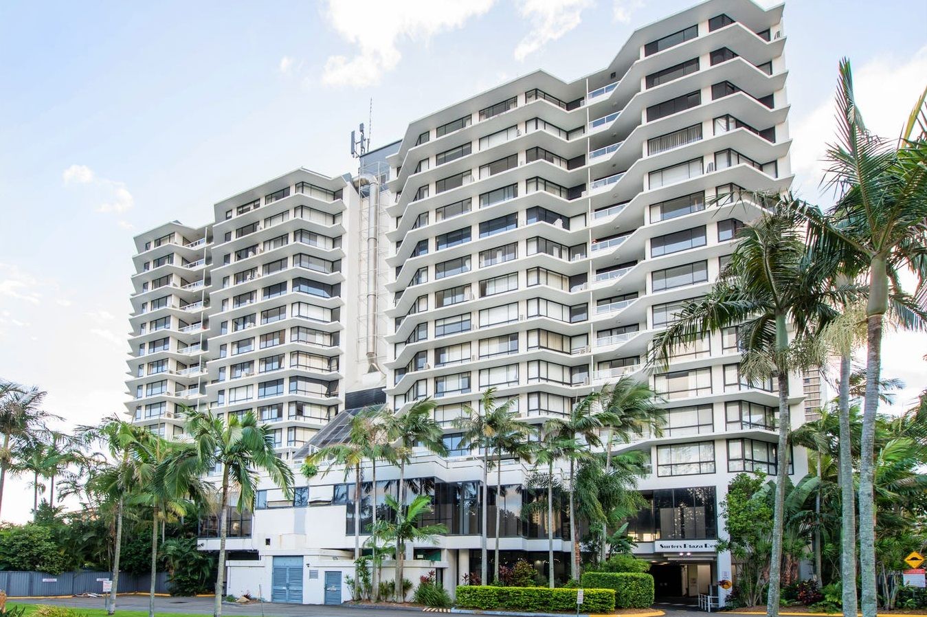 SIL Home in Surfers Paradise — Home image 7