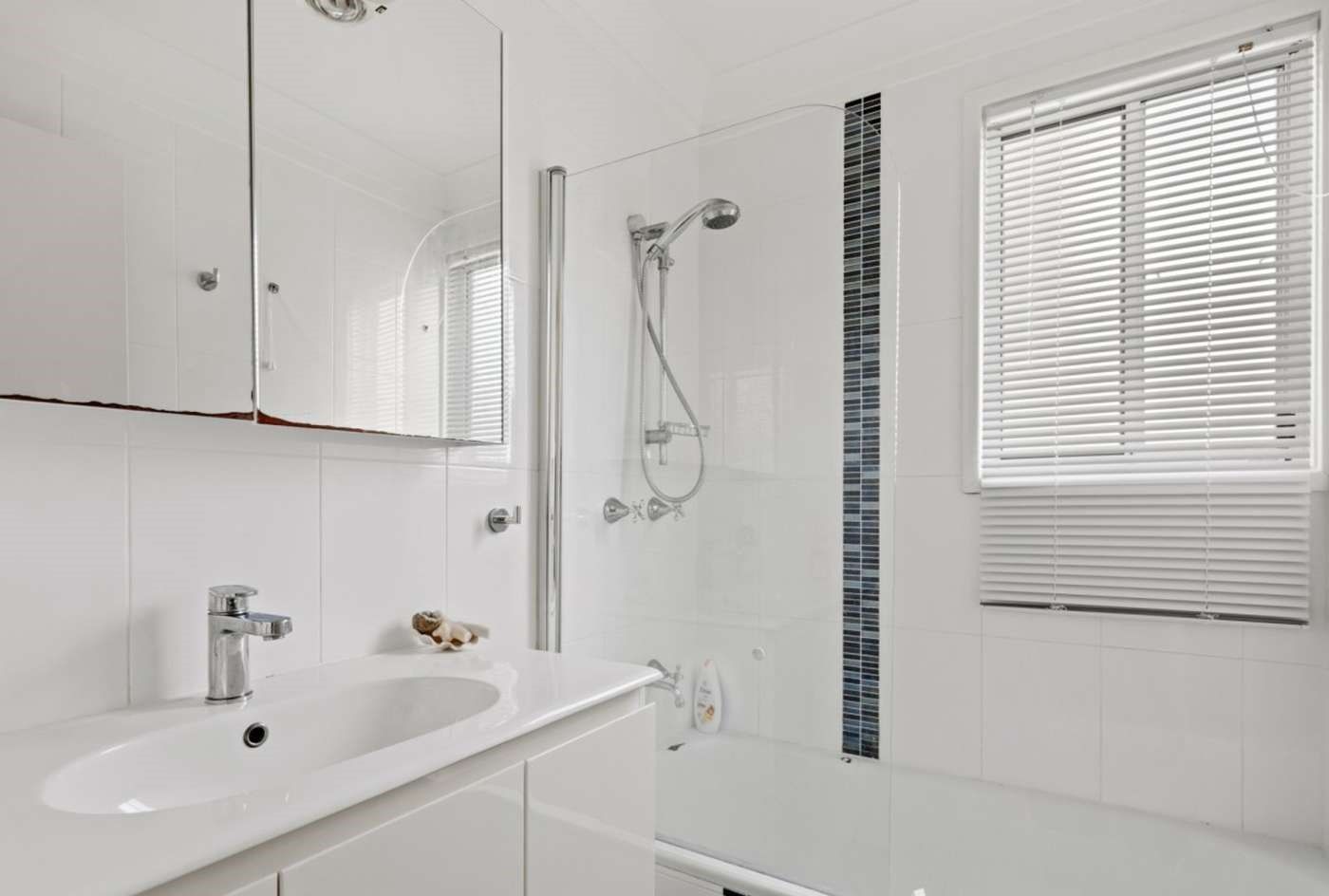 Light and Bright Cabin — Home image 2