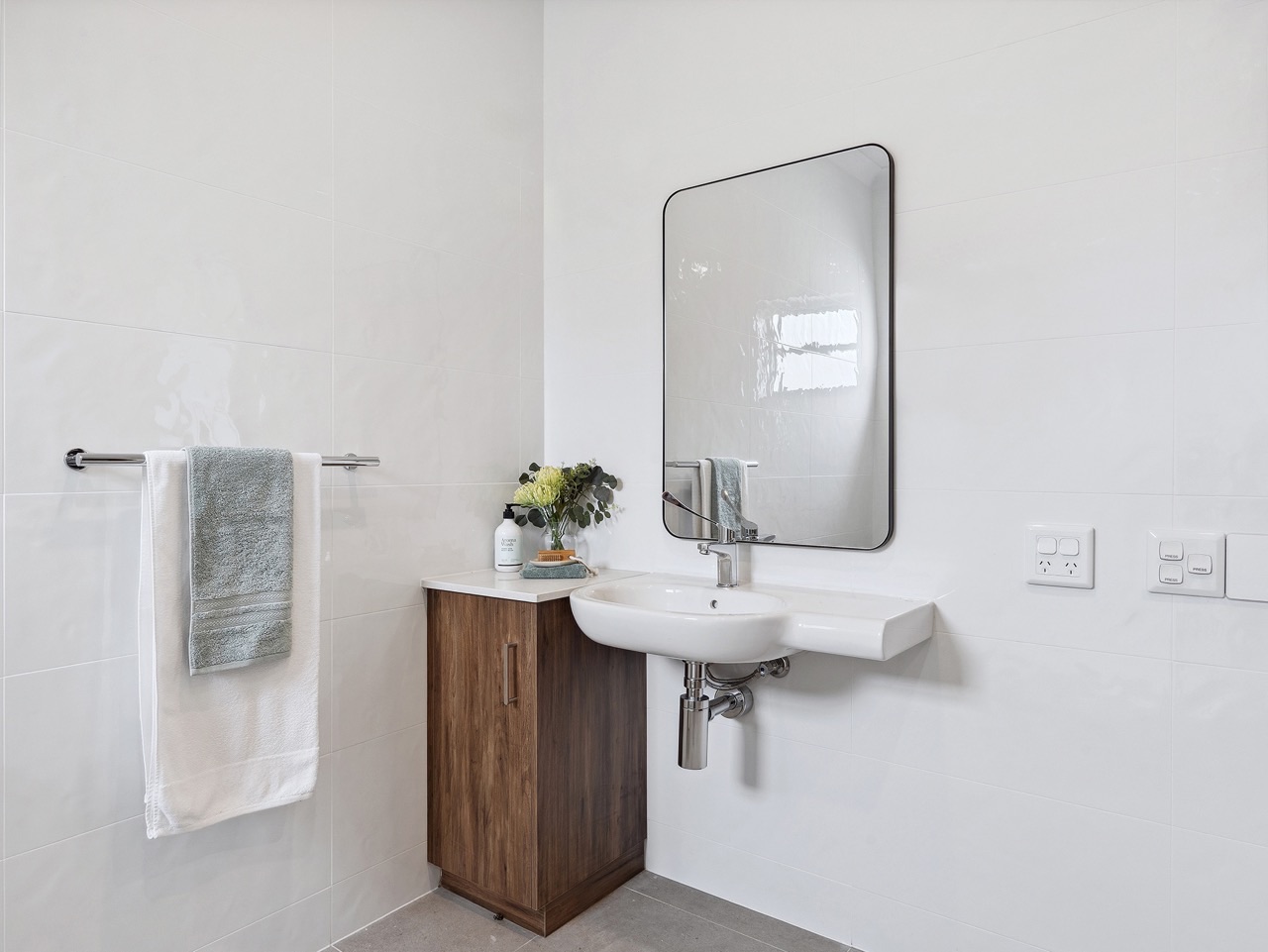 1 Bedroom Villas, Brinsmead — Home image 2