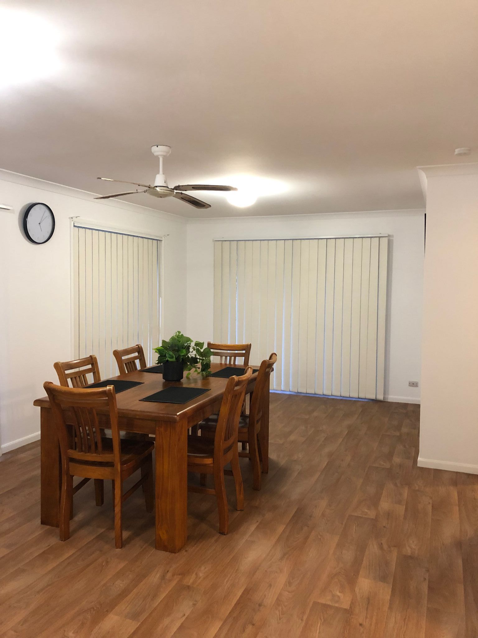 Spacious House in Wavell Heights — Home image 3