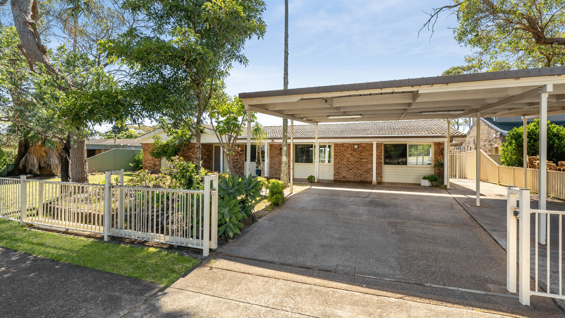 Hornsby Heights – Shared 4-bedroom male home — Home image 5