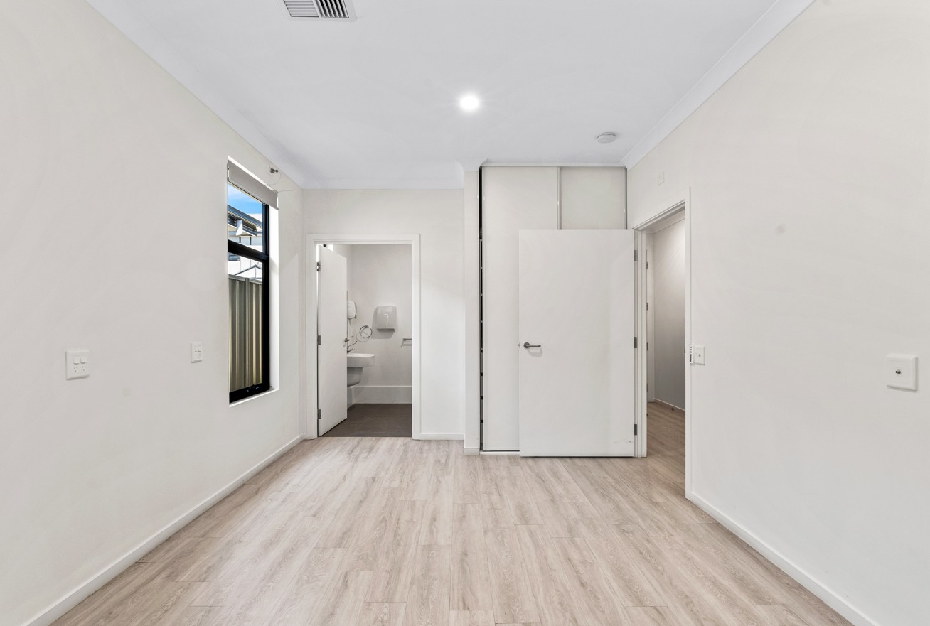 Comfort & Community in Salisbury – Lovely SDA Home for Independent Female — Home image 3