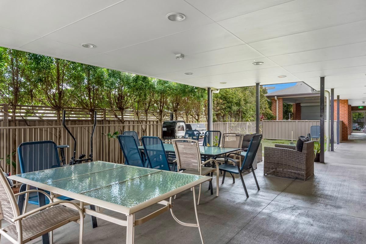 Enjoy living in a quiet and leafy residential area, close to everything. — Home image 11