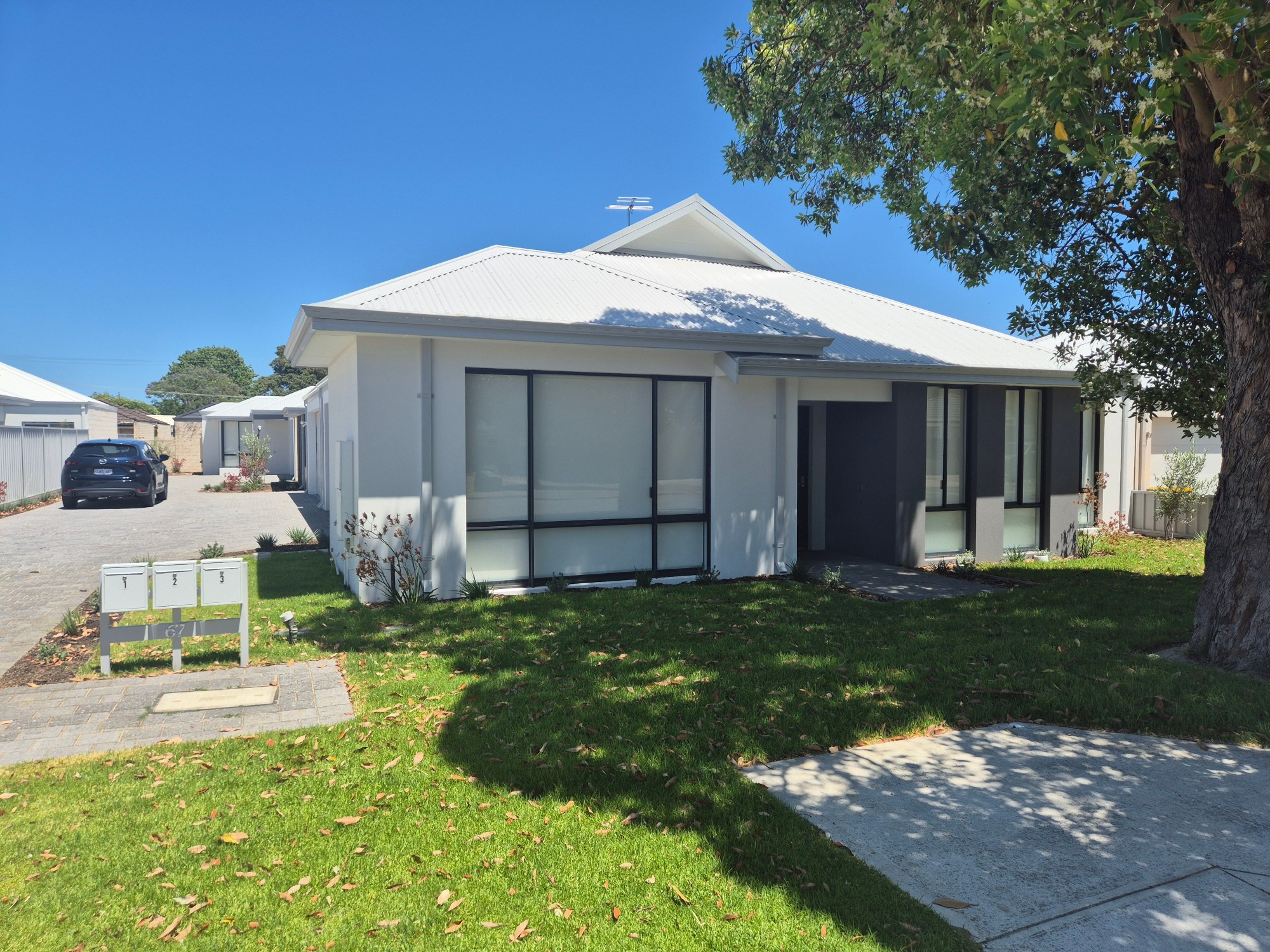 A Stirling group of SDA HPS Villas in Westminister — Home image 3
