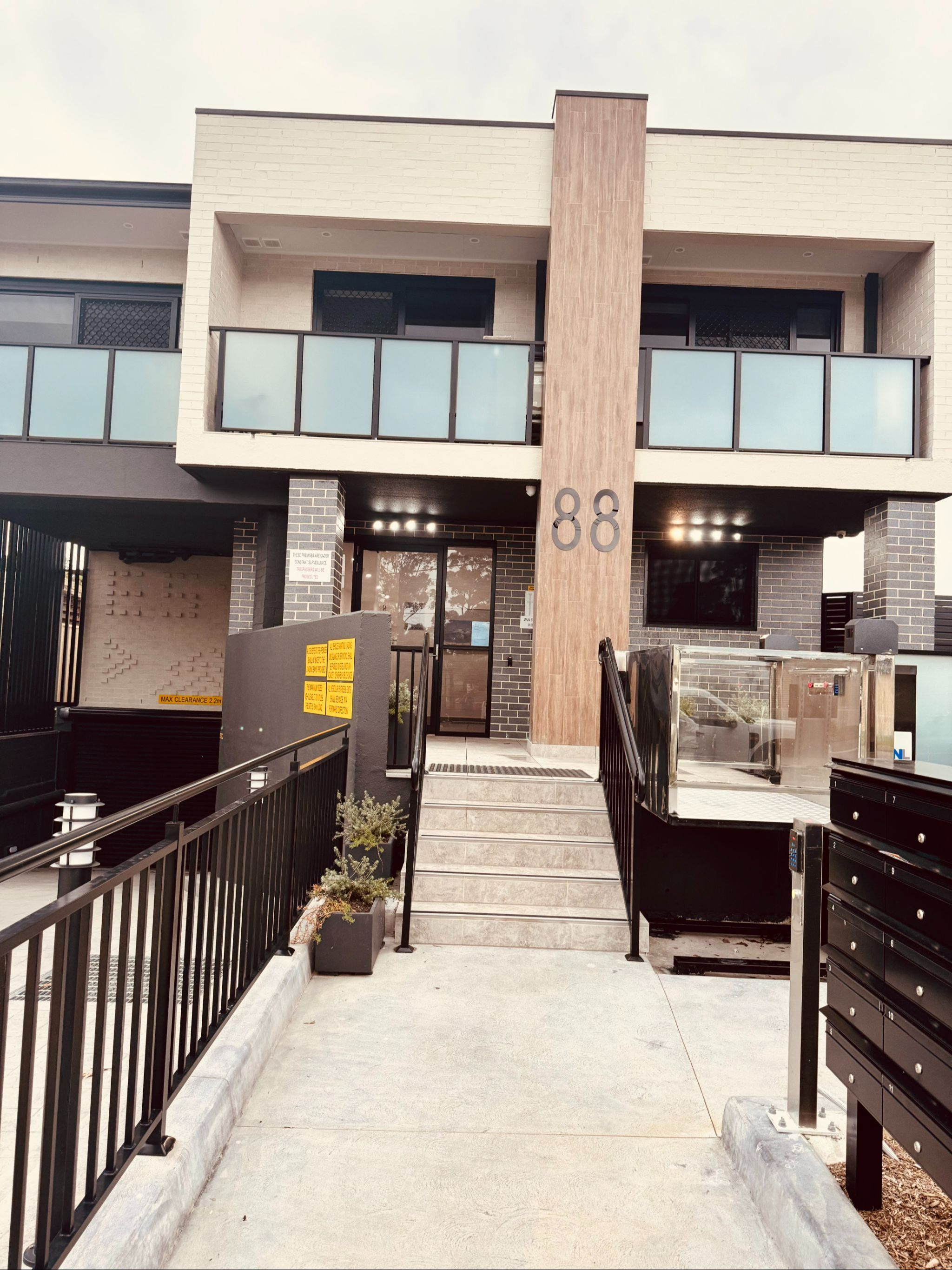 Karinya — Home image 2