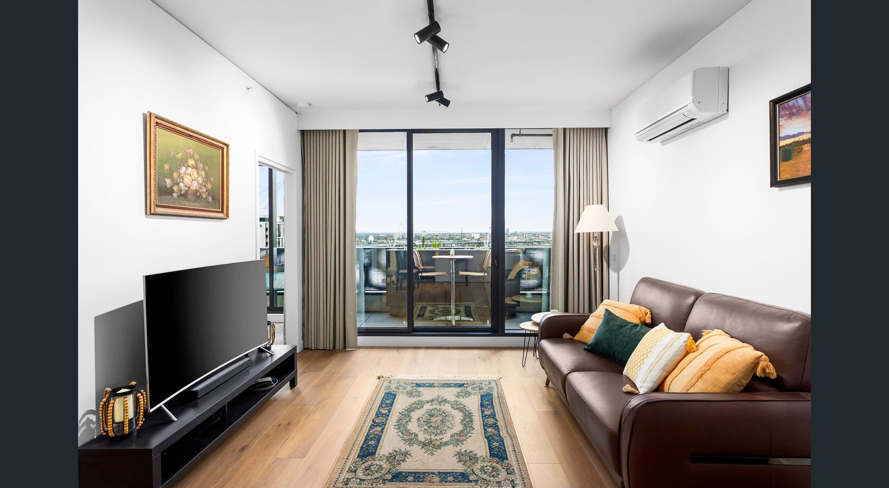Independence Living in Inner Melbourne — Home image 3