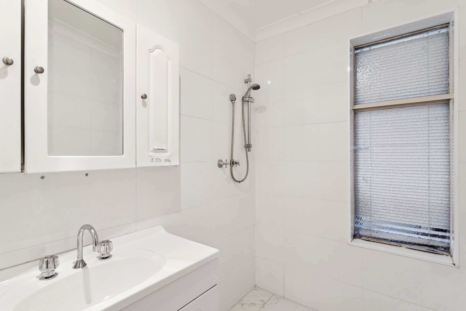 Lovely Waikiki SIL — Home image 8