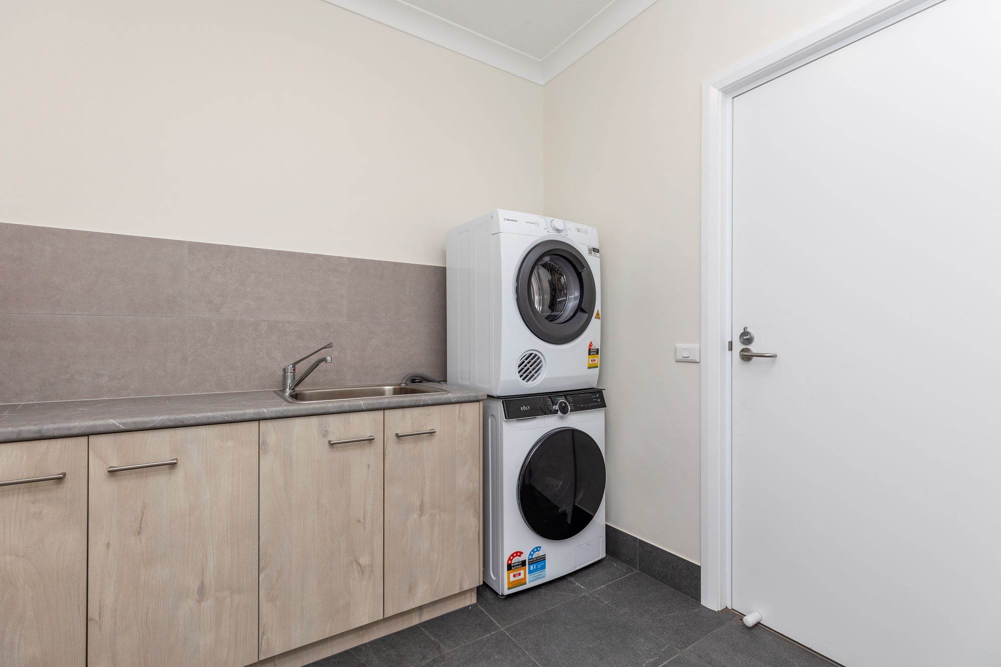 Glenfield Park S.D.A — Home image 4