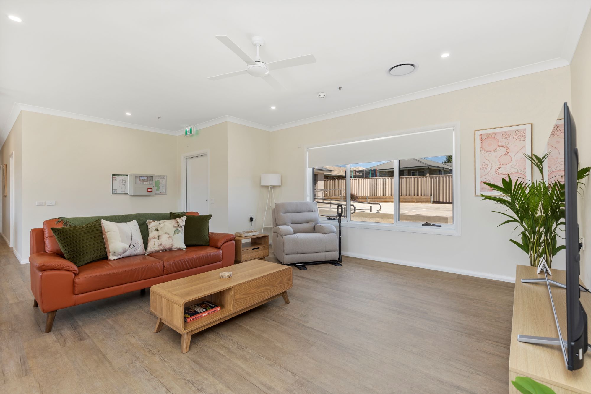 Glenfield Park S.D.A — Home image 9