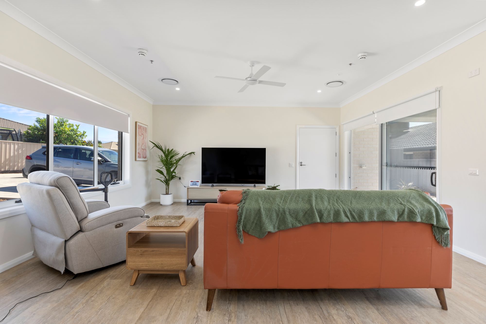 Glenfield Park S.D.A — Home image 11