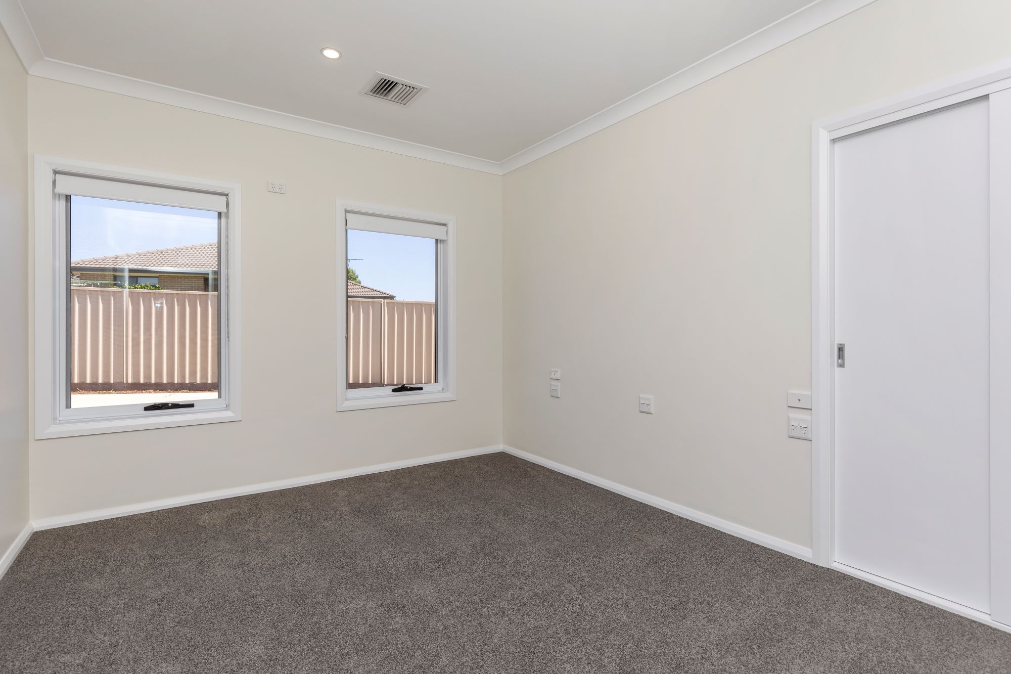 Glenfield Park S.D.A — Home image 14