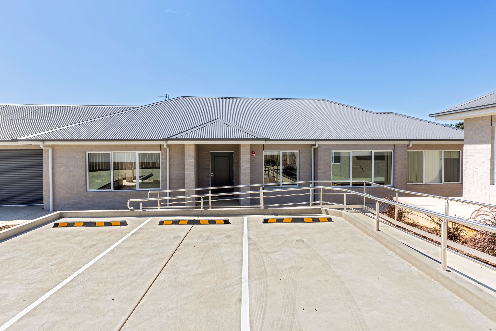 Glenfield Park S.D.A — Home image 21