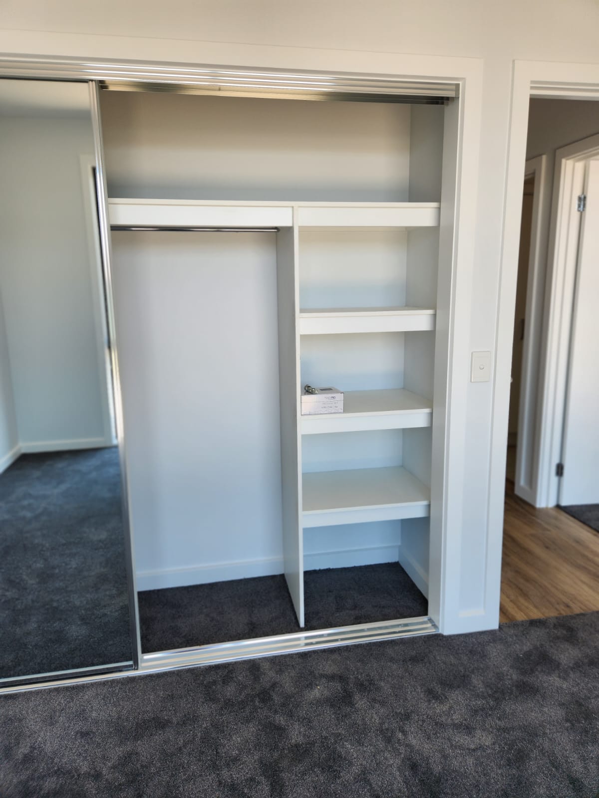 Brand-new SIL HOME next to GV Health Hospital (Shepparton) — Home image 4