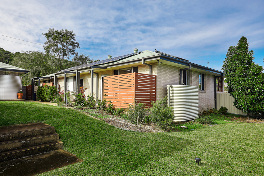Beautiful villa complex in Lismore — Home image 8