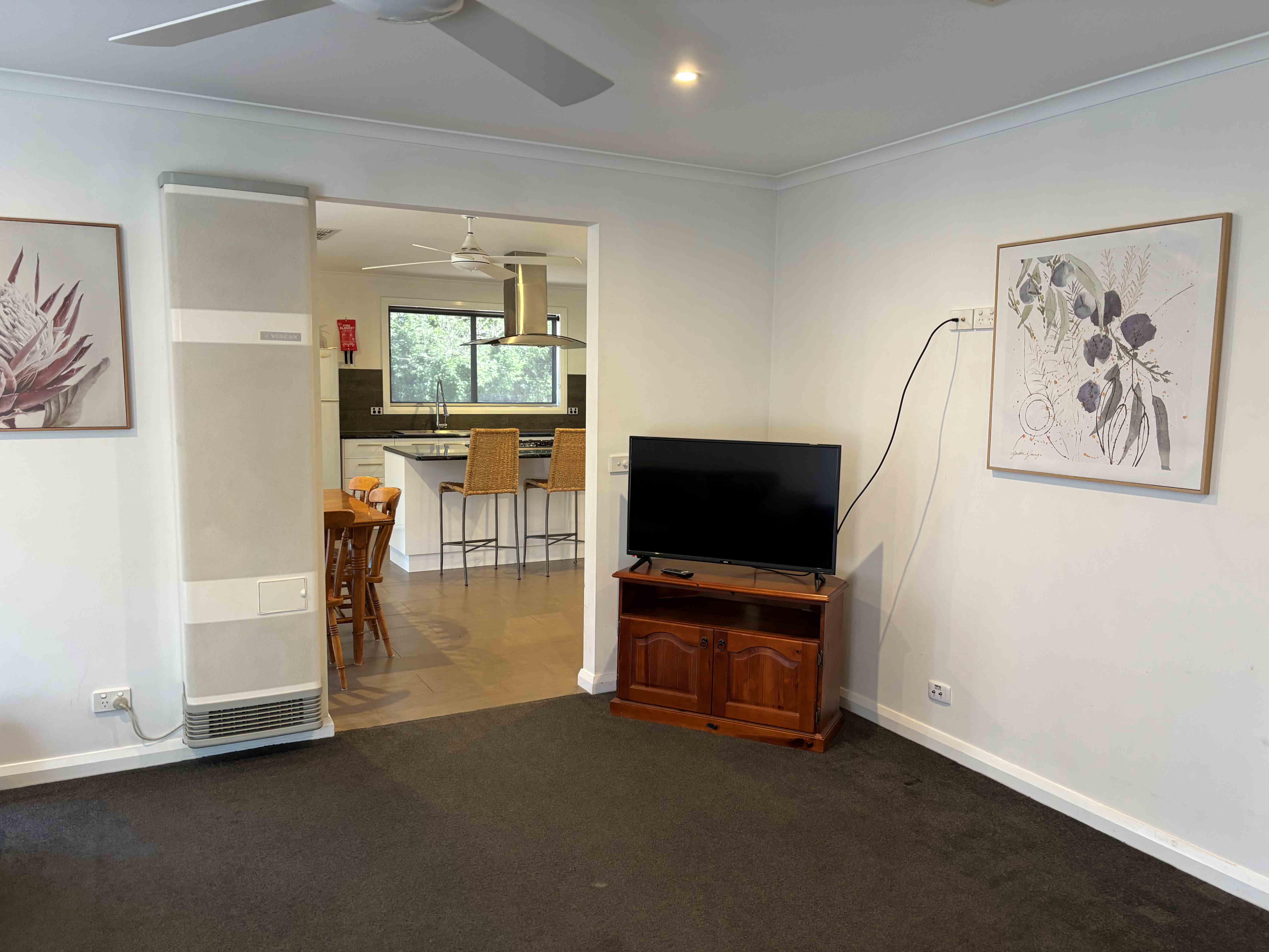 Avail Now: MTA 3 bedroom 2 bathroom property to live in by yourself — Home image 2