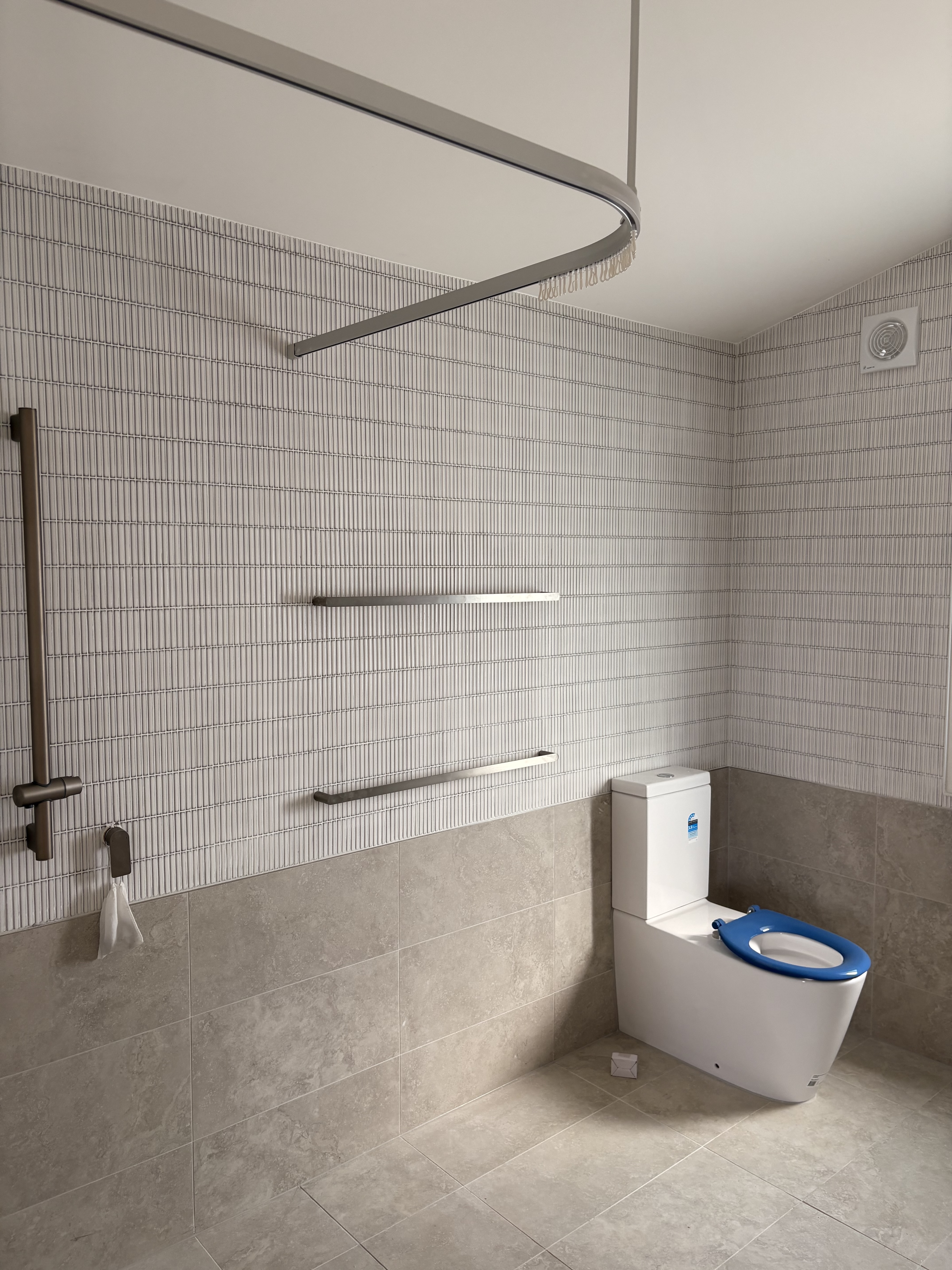 Fresh HPS Apartments with Australiana Charm! — Home image 7