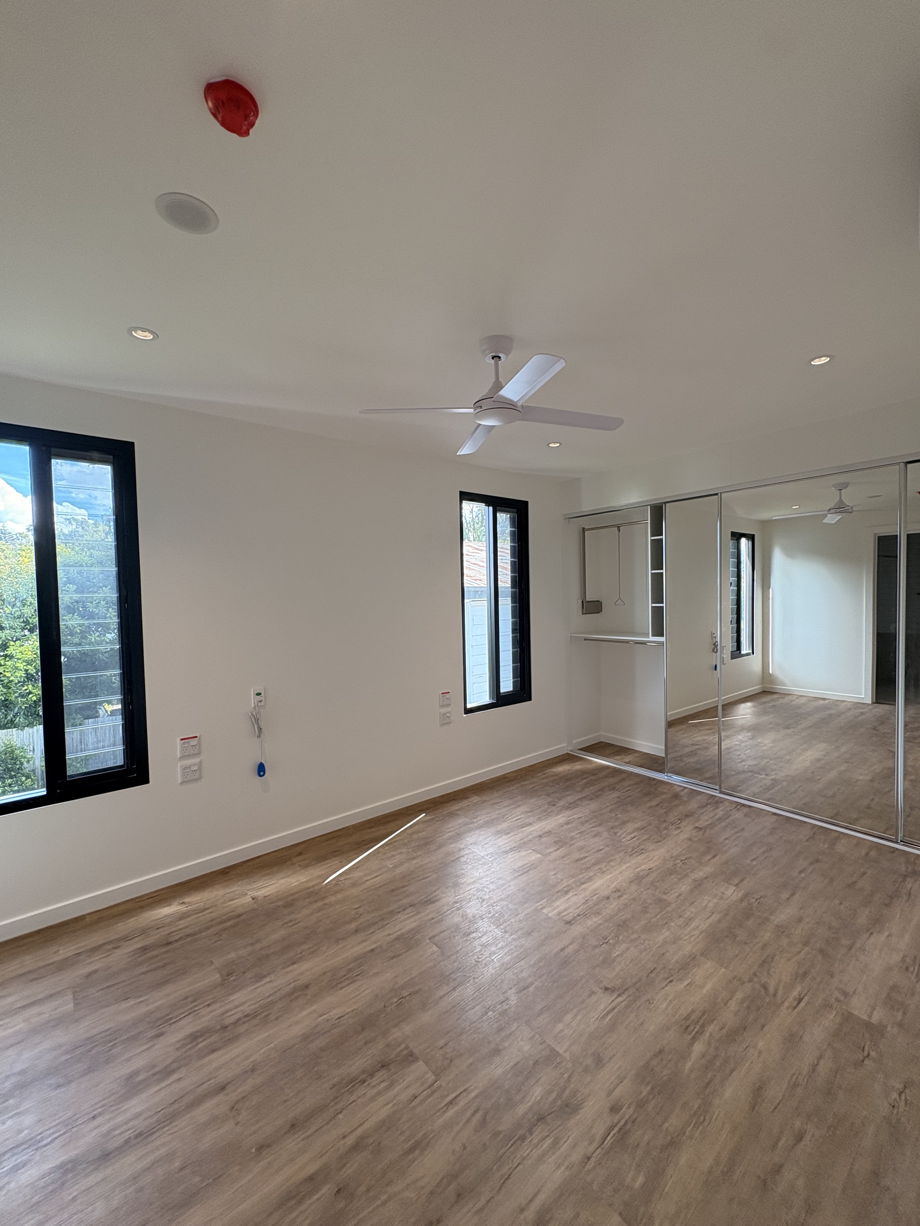 Fresh HPS Apartments with Australiana Charm! — Home image 9