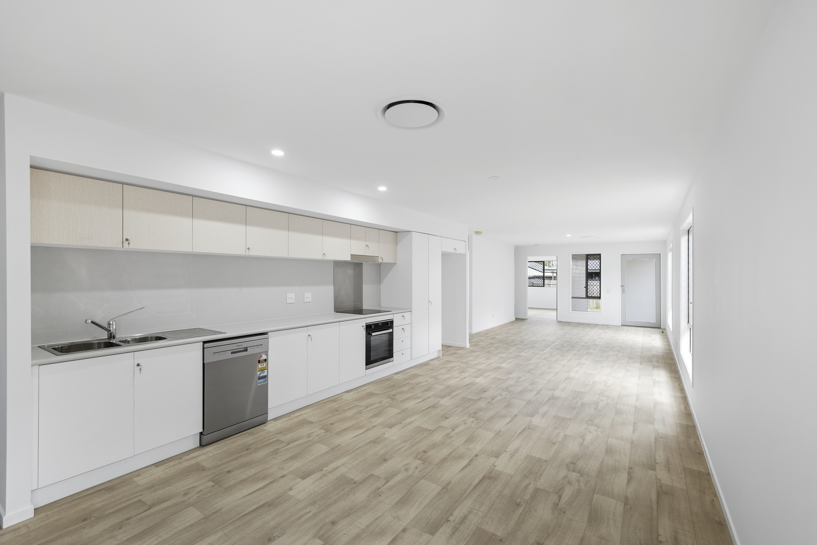 Robust Support Home in Middleton Park - One Vacancy Available. — Home image 5