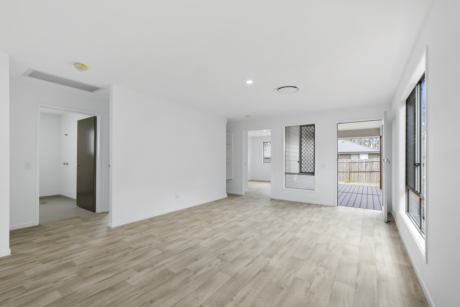 Robust Support Home in Middleton Park - One Vacancy Available. — Home image 6