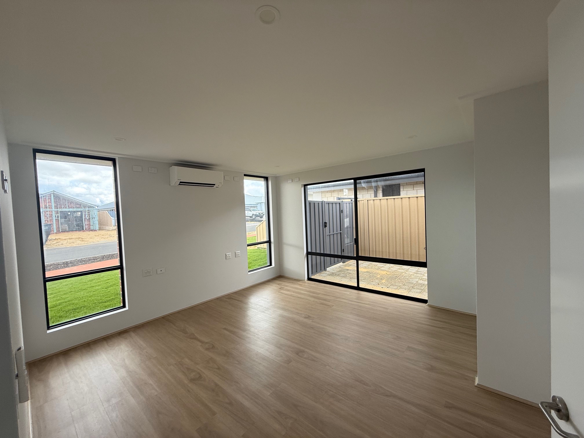 A Banksia Paradise at Millbridge - SDA HPS Home — Home image 13