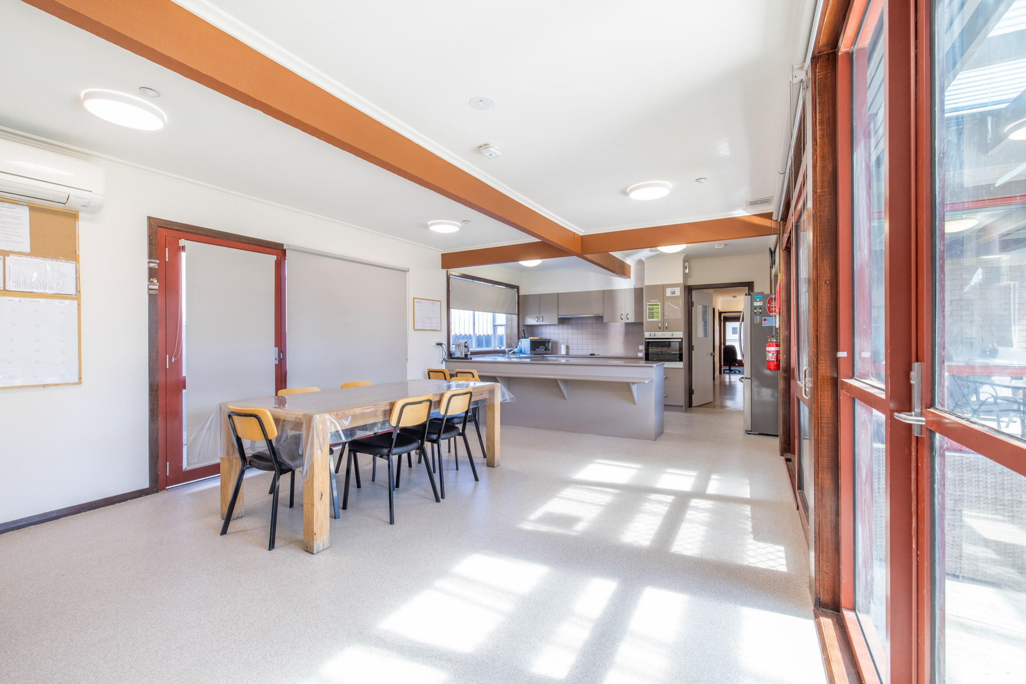 Young, vibrant household close to everything in leafy Wheelers Hill — Home image 2