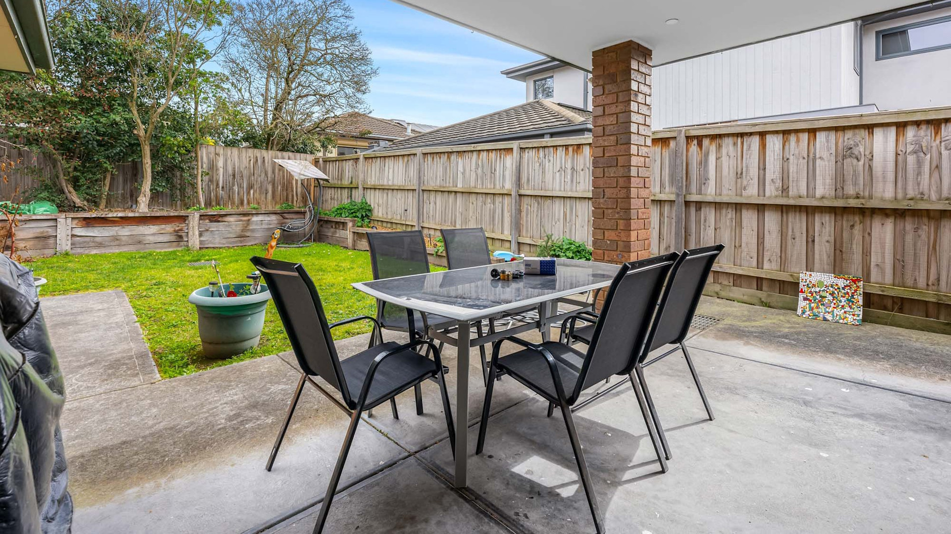 Fully accessible home nestled in peaceful Blackburn North — Home image 10