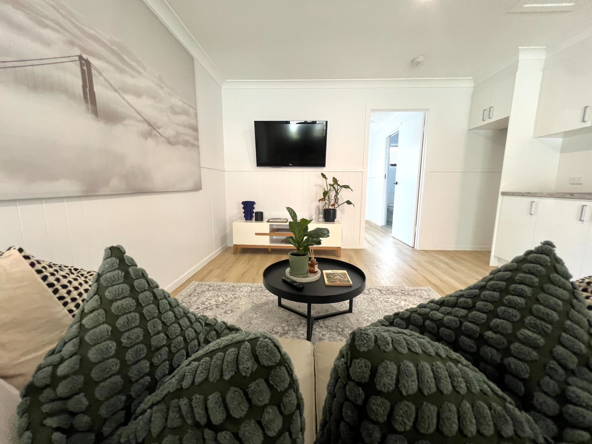 Coastal Stylish Danny Met Sally SIL home in Kingscliff NSW — Home image 5