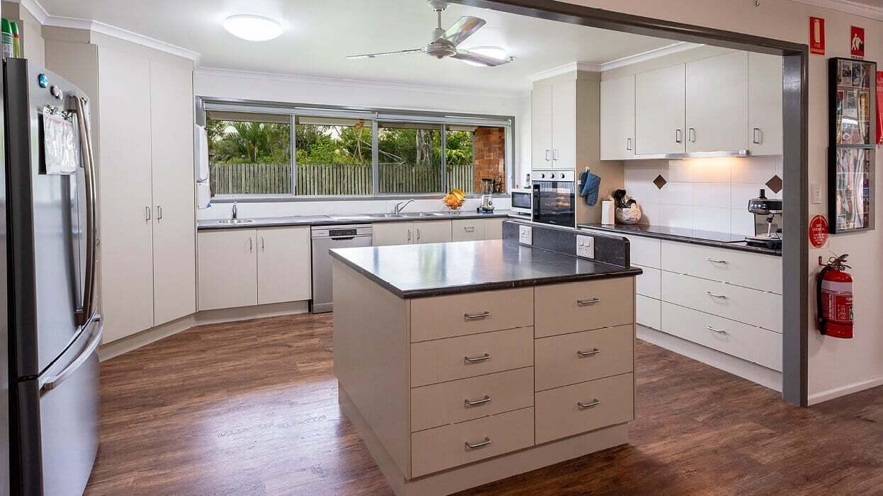 Embrace Quiet Living in Kawana, Rockhampton — Home image 3