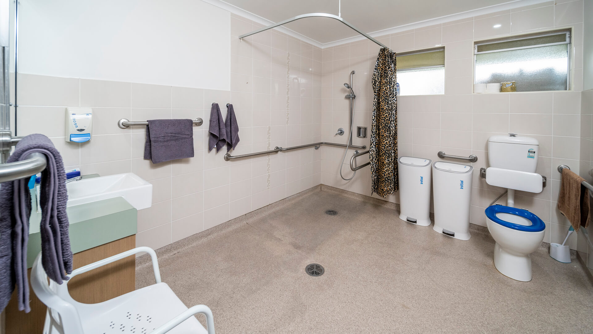 Spacious peaceful SIL home in Kawana, Rockhmapton — Home image 2