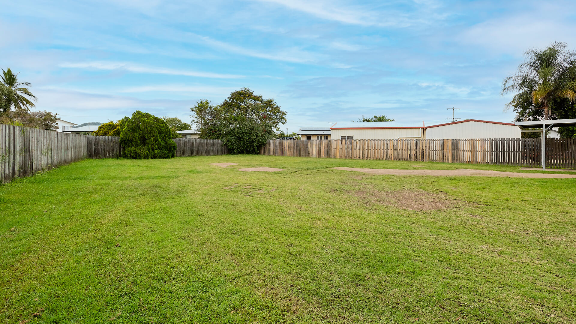 Spacious peaceful SIL home in Kawana, Rockhmapton — Home image 5