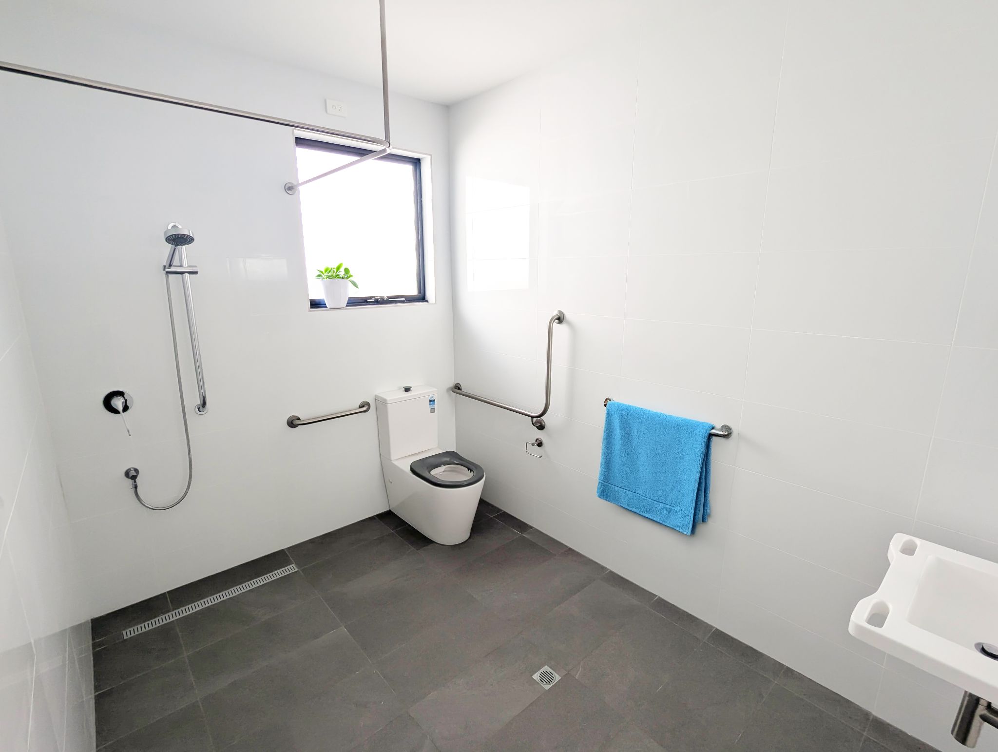Beautiful Brand New Home Christie Beach — Home image 7