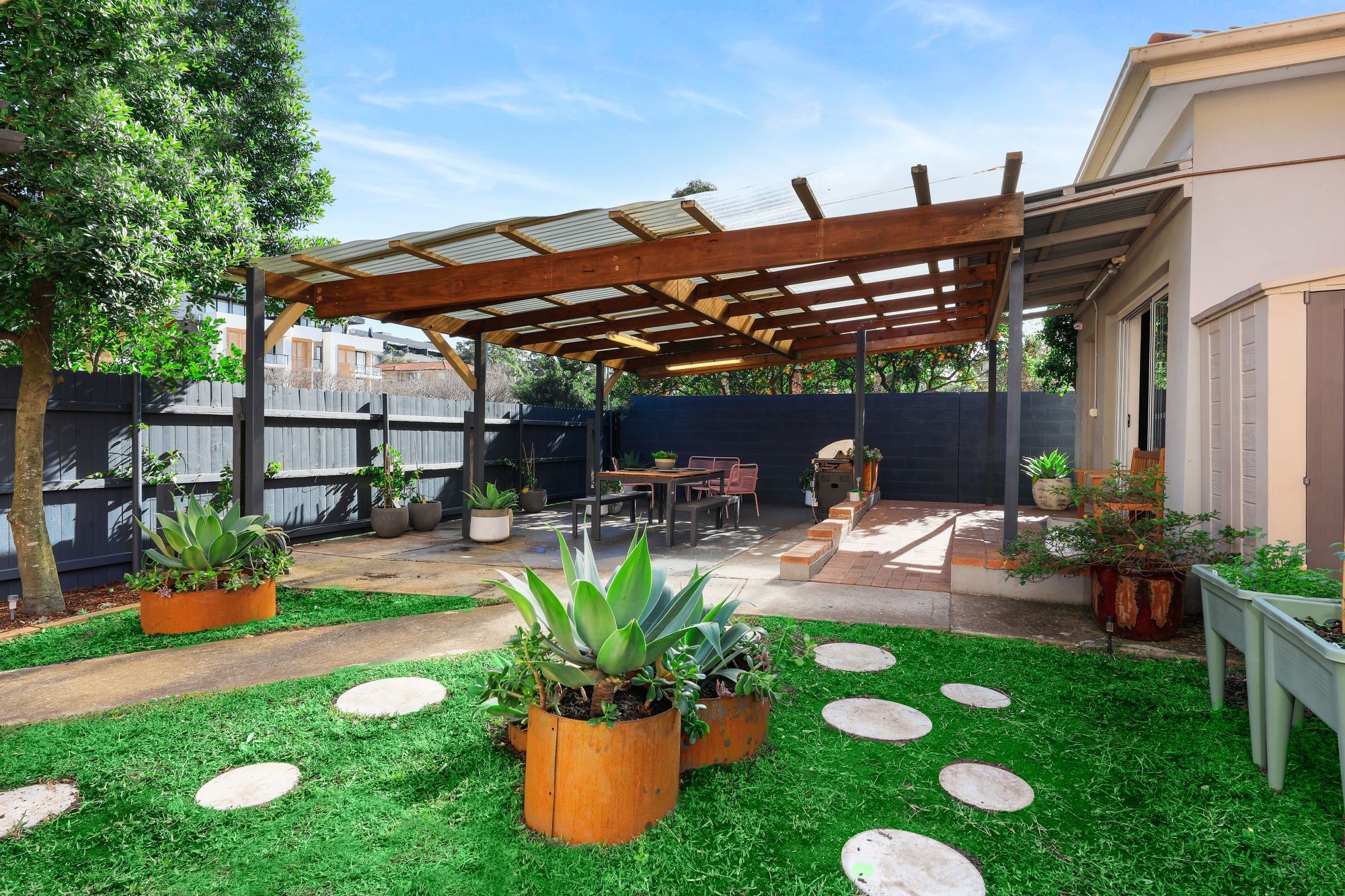 Welcome to our Kensington home, your gateway to central living in Sydney's Eastern Suburbs — Home image 3