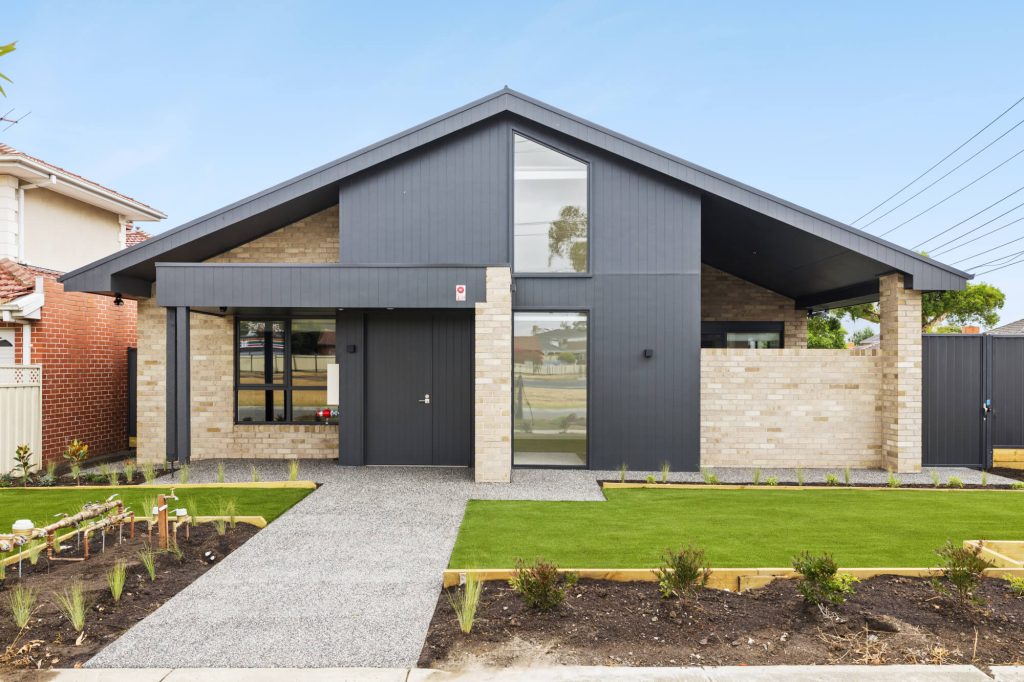 Tullamarine (M1) — Home image 2