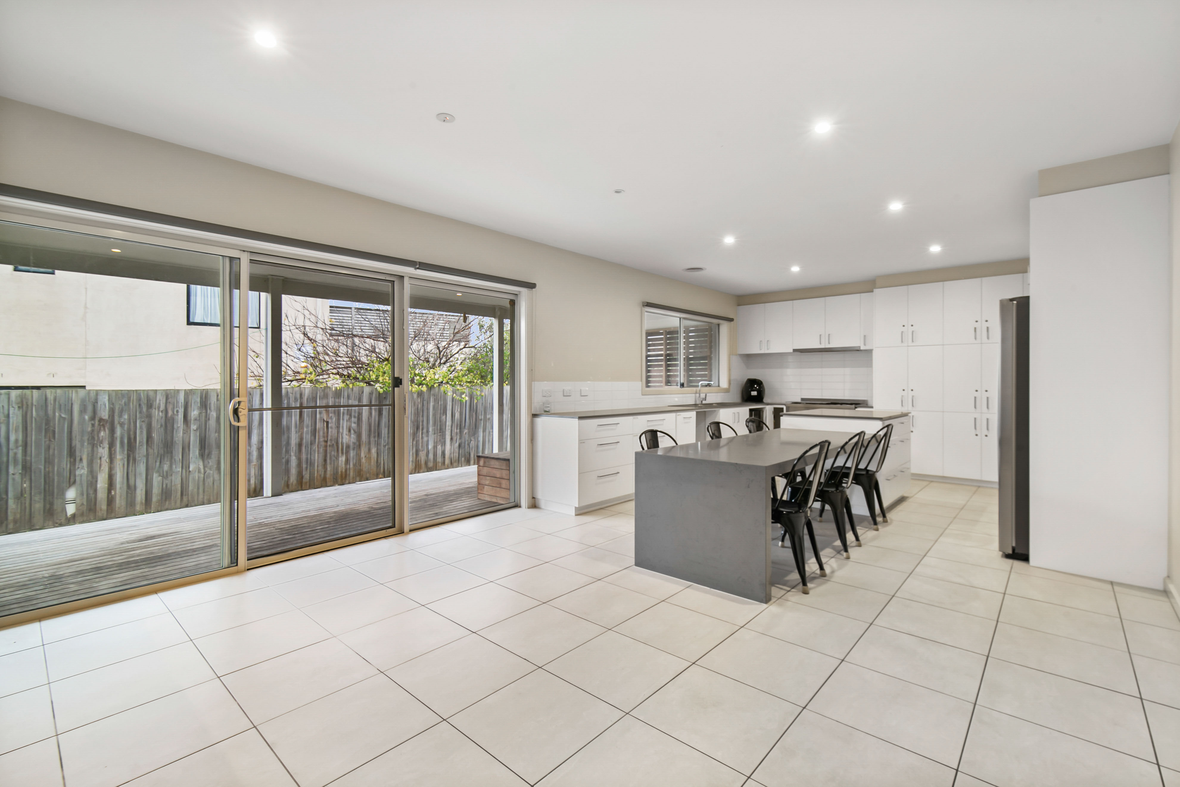 Unique SIL Home in Waurn Ponds — Home image 2