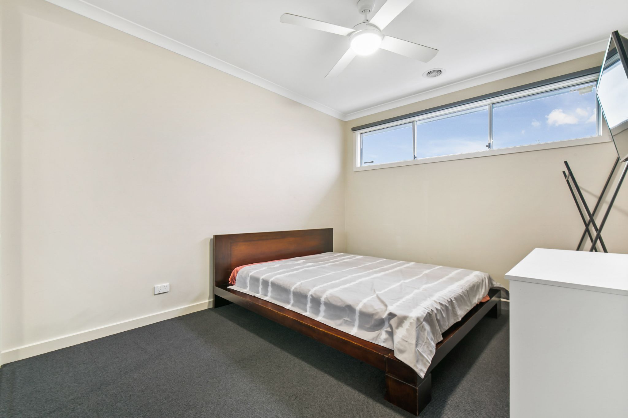 Unique SIL Home in Waurn Ponds — Home image 3