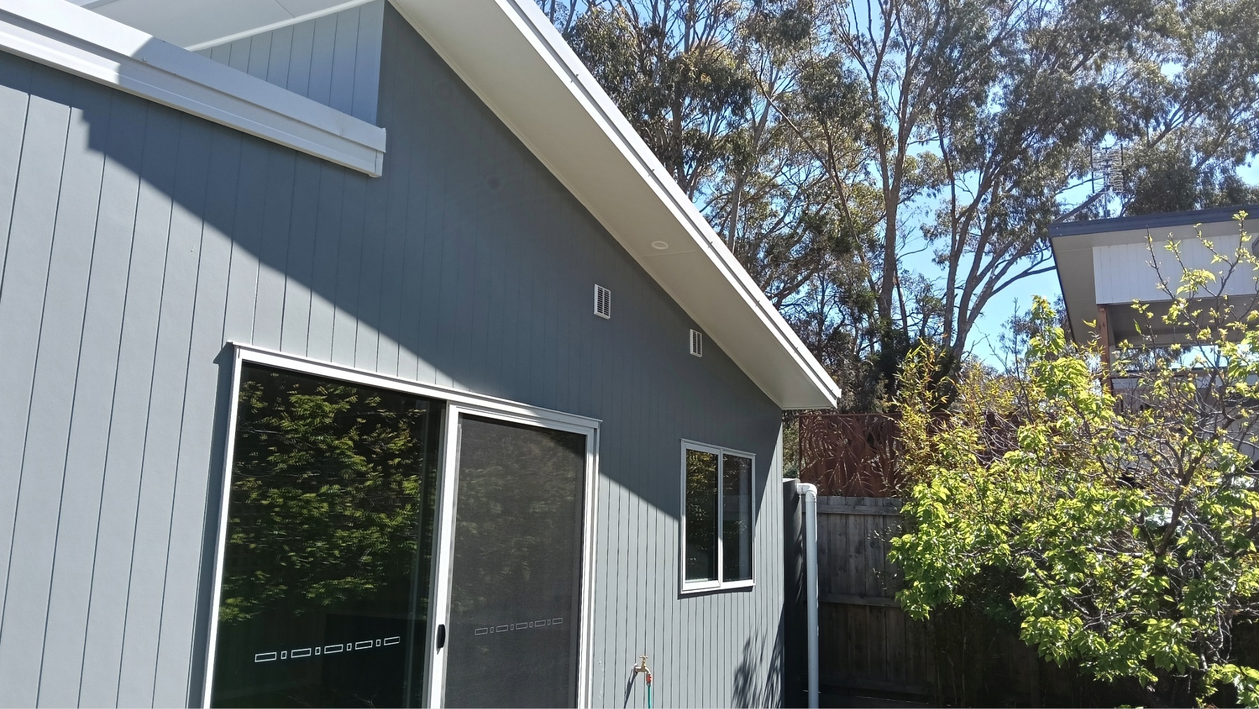 SDA IL 2 Bedroom House no OOA Inverloch, Vic 226 — Home image 3