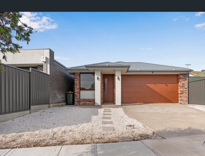 SIL House at Christie Downs — Home image 3