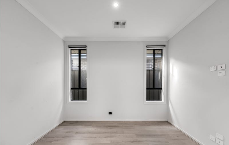 SIL House at Christie Downs — Home image 2